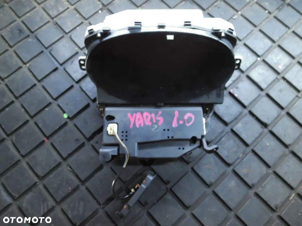 TOYOTA YARIS I 1.0 VVT-I LICZNIK ZEGAR 83800-52120 - 1