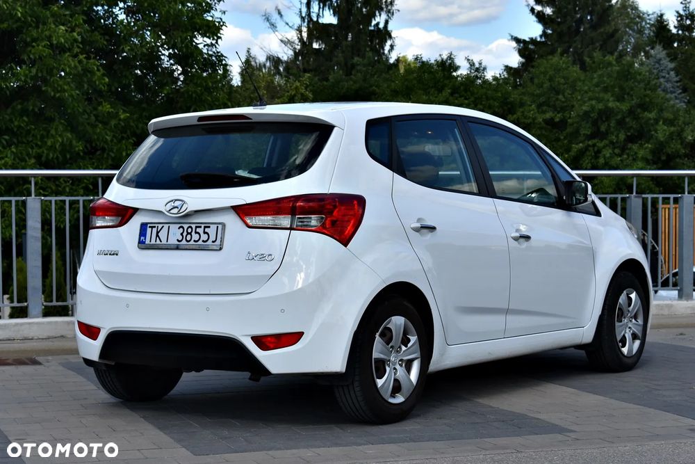 Hyundai ix20 1.4 Comfort blue - 13