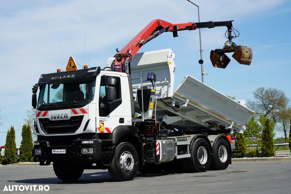 Iveco TRAKKER 360 / 6x4 / BASCULĂ DUBLU + HYDRODOLT / + HDS HMF 1643 Z2 / CUPĂ DE ÎNMATRICULARE / ROTATOARE / TELECOMANDĂ - 2