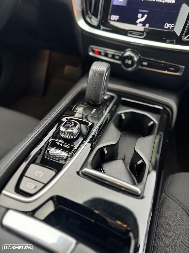 Volvo V60 2.0 T6 AWD TE Inscription Expression - 19