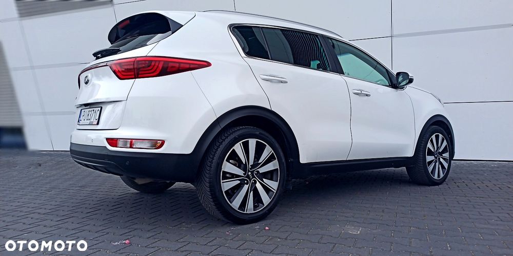 Kia Sportage 1.7 CRDI 2WD ISG Dream-Team Edition - 11