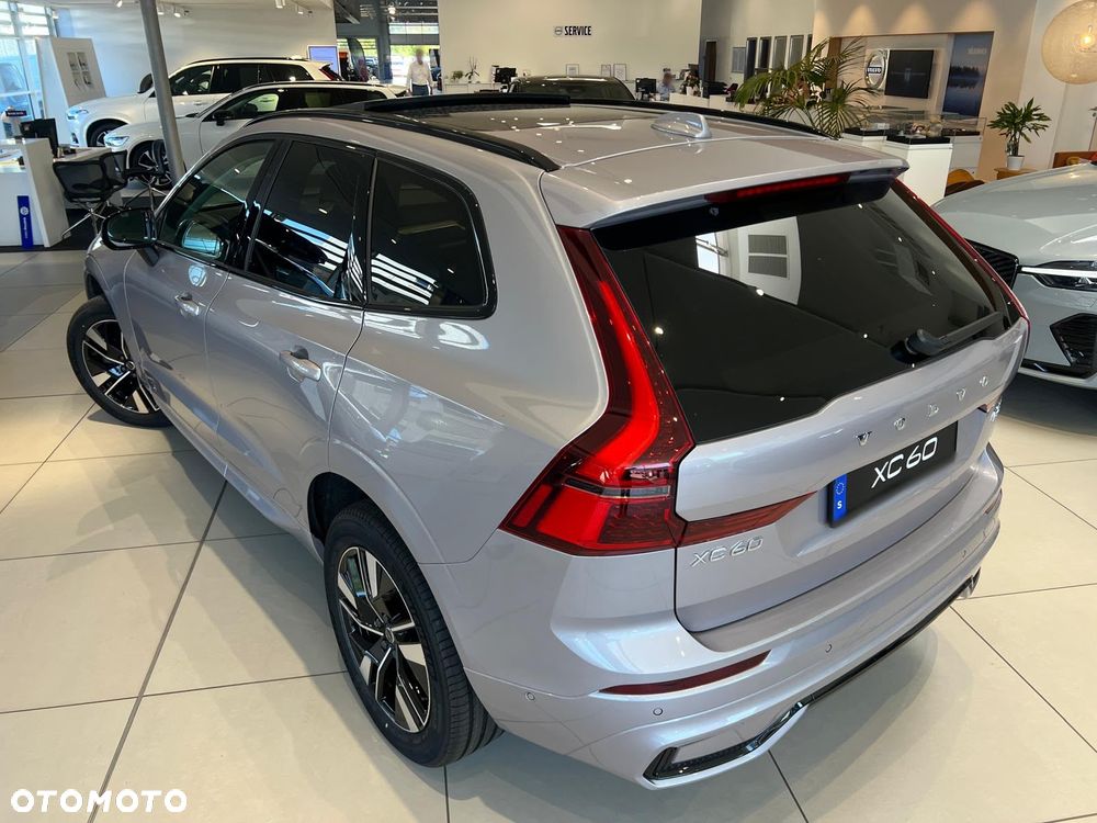 Volvo XC 60 B5 B AWD Plus Bright - 8