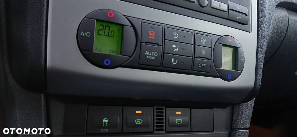 Ford Focus 1.6 TDCi Ambiente - 12