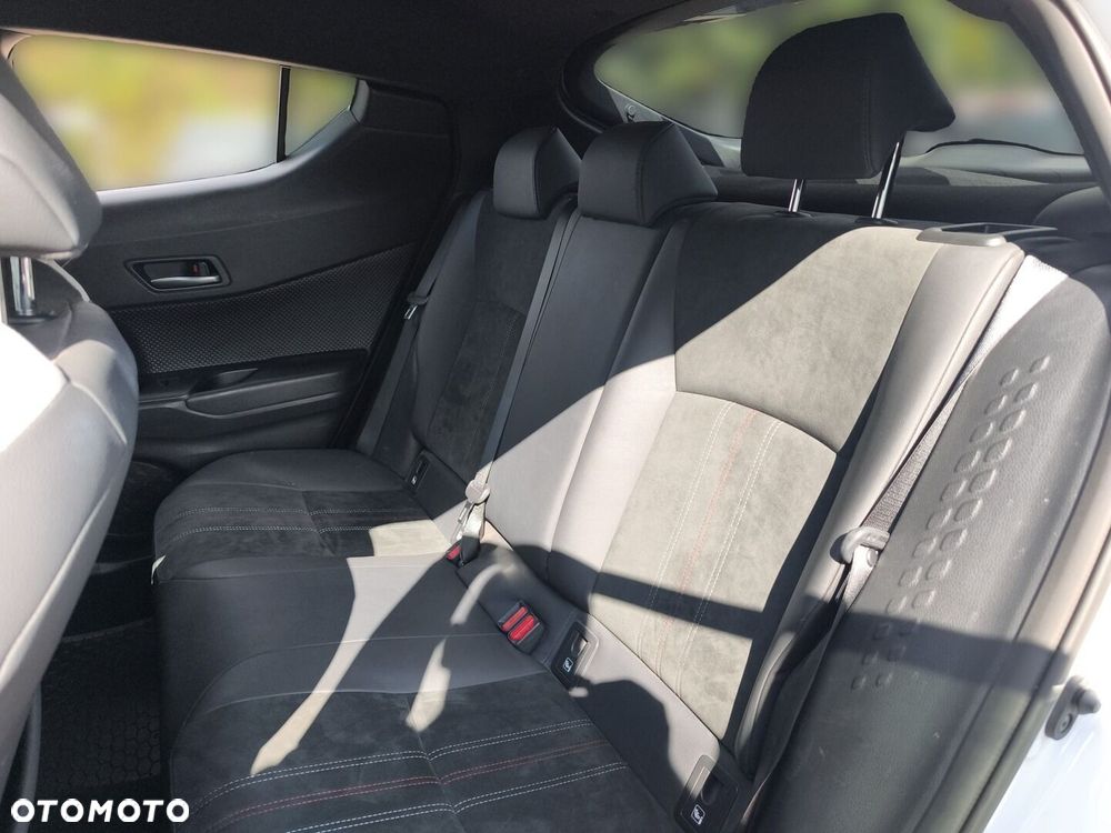 Toyota C-HR 1.8 Hybrid GPF GR Sport - 13