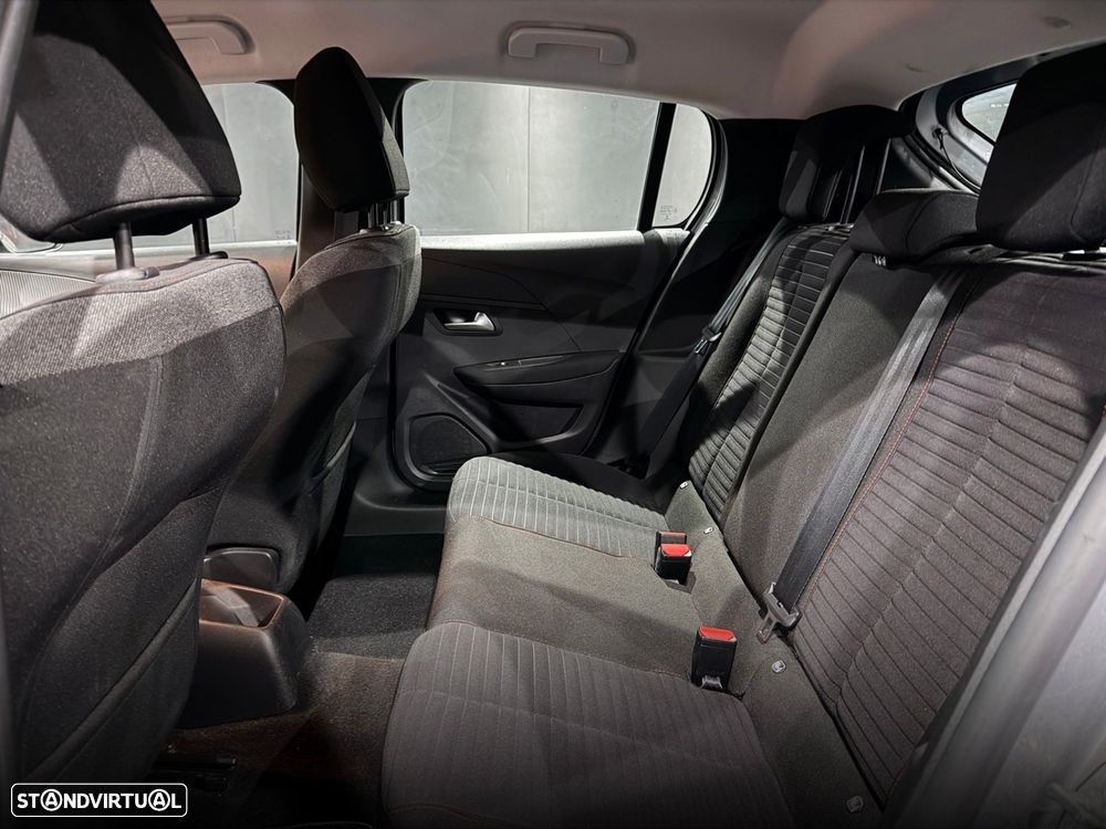 Peugeot 208 1.2 PureTech Active - 26