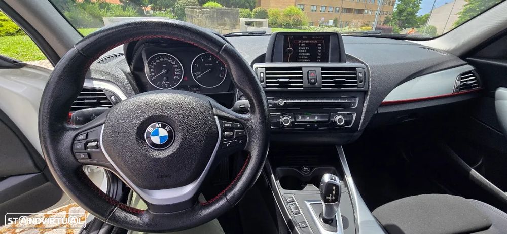 BMW 118 dA Line Sport - 12