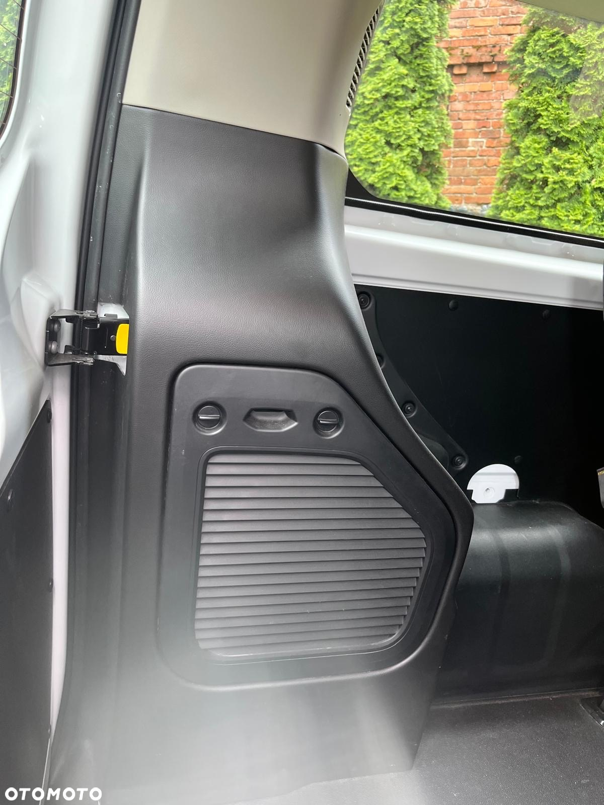 Ford Transit Custom 320 L2H1 LKW VA Trend - 18