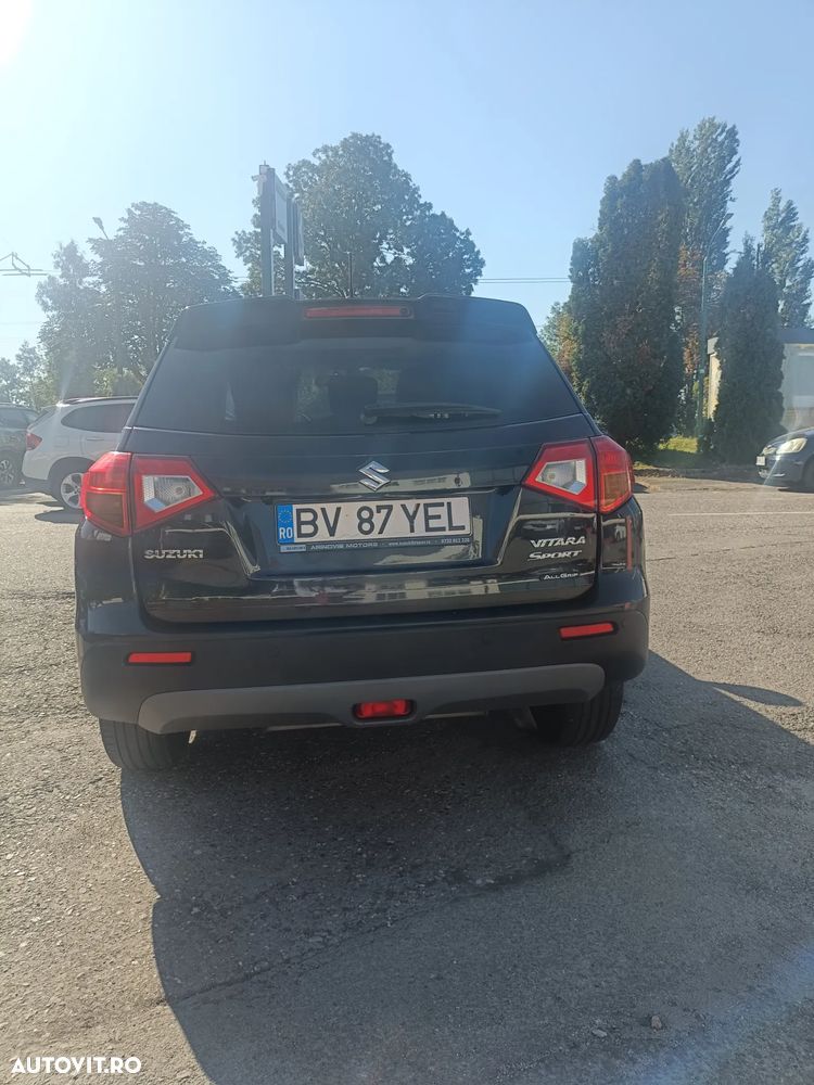 Suzuki Vitara 1.6 DDIS 4X4 Luxus - 4