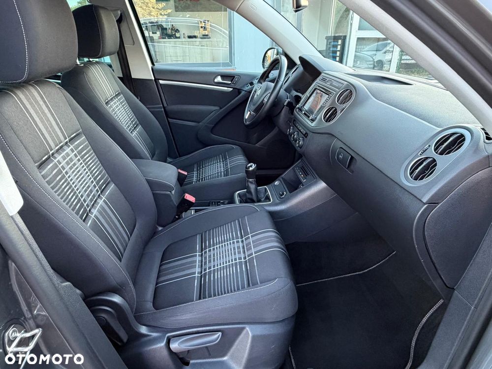 Volkswagen Tiguan 2.0 TDI DPF BlueMotion Technology Cup Sport & Style - 18