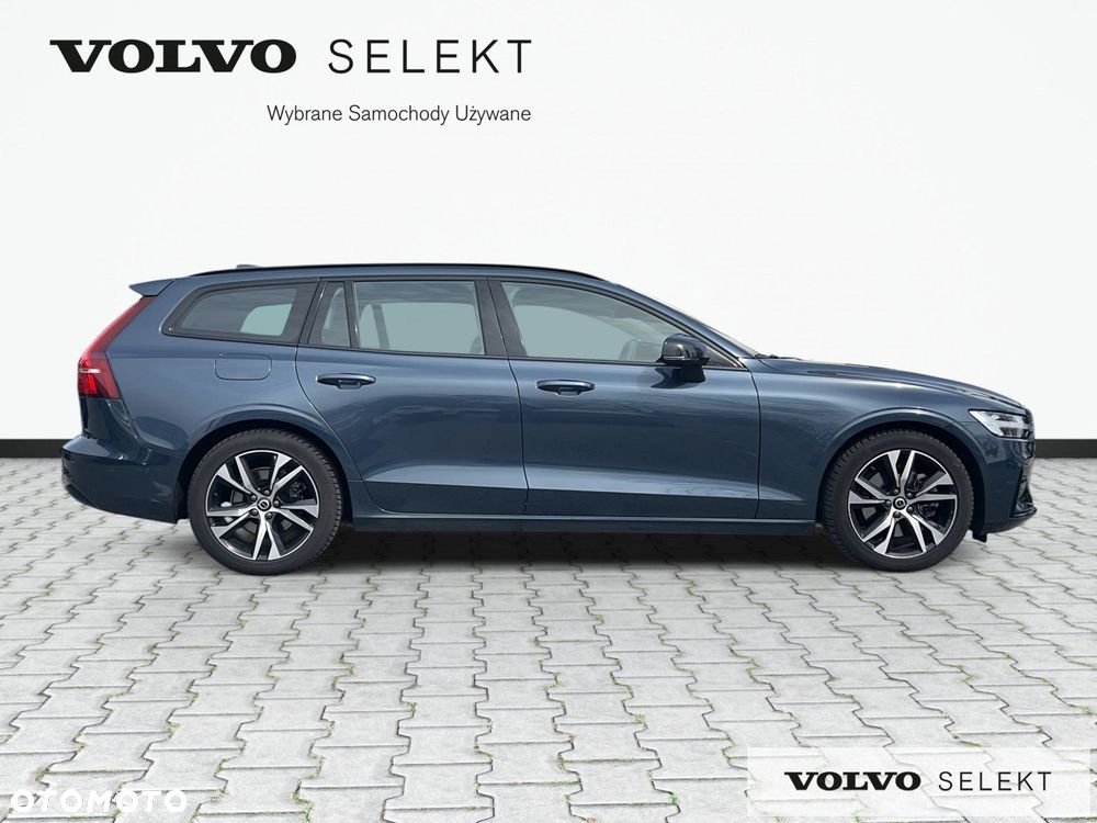 Volvo V60 B4 B Plus Dark - 5