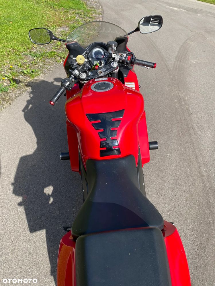 Suzuki SV - 13