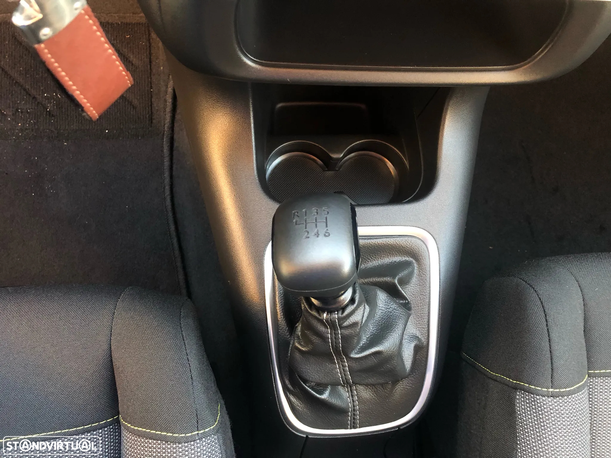 Citroën C3 1.2 PureTech C-Series - 11