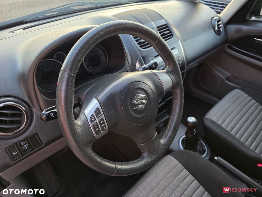 Suzuki SX4 - 15