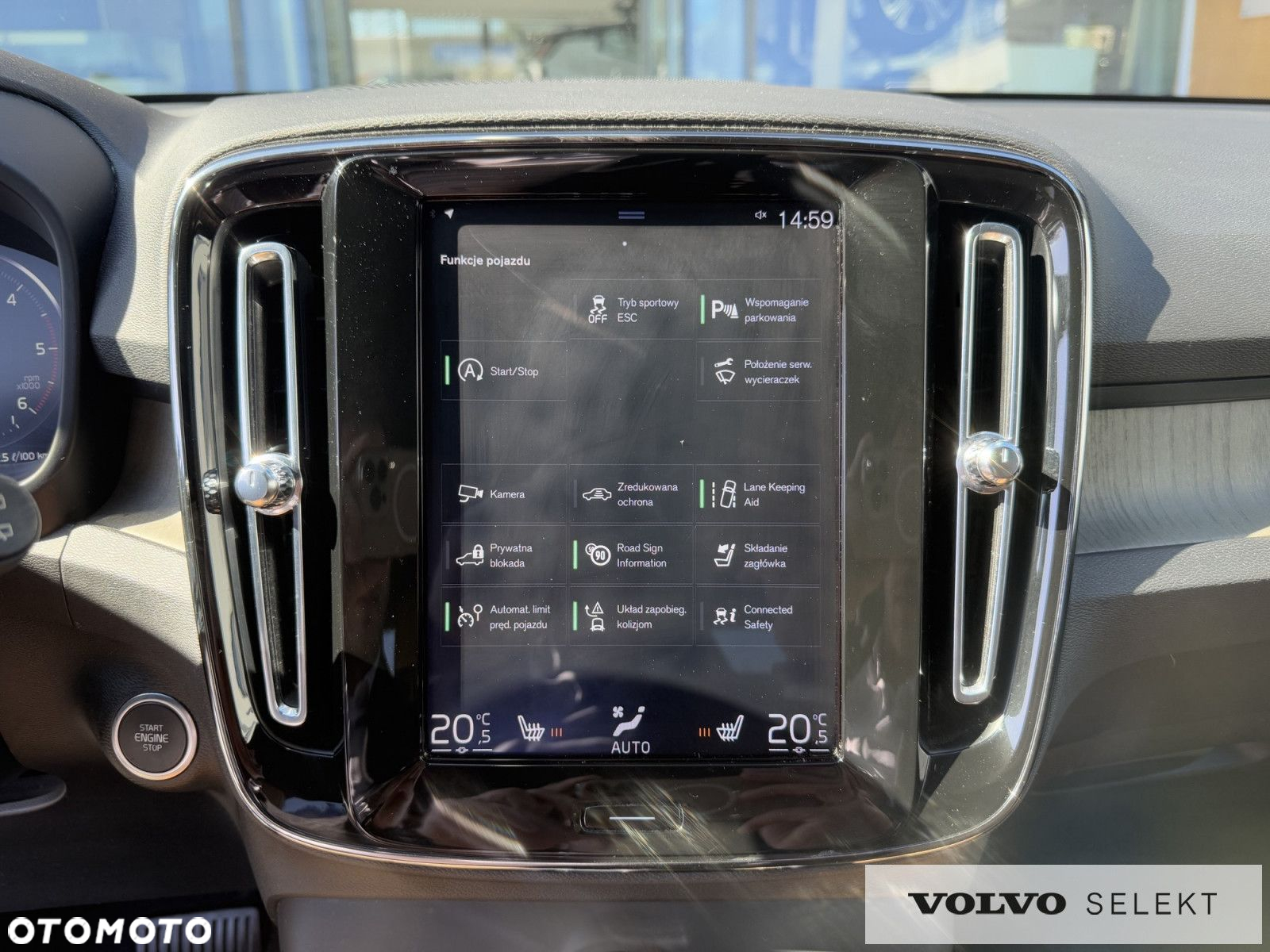 Volvo XC 40 - 21