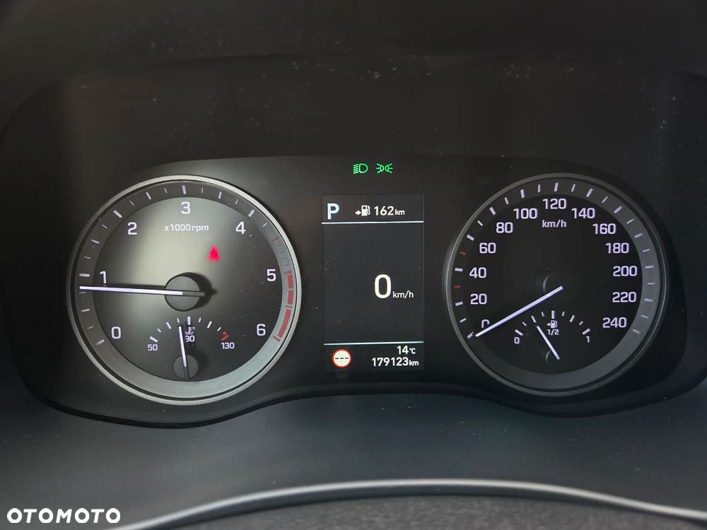 Hyundai Tucson blue 1.6 CRDi 2WD DCT Premium - 33