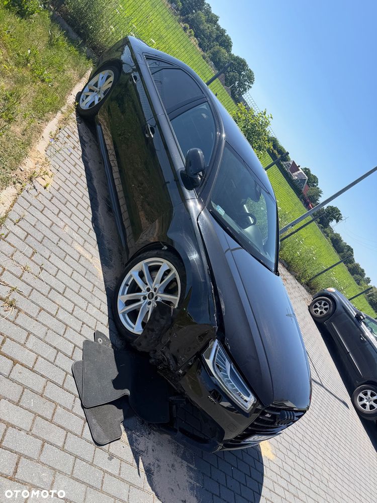 Audi S8 - 4