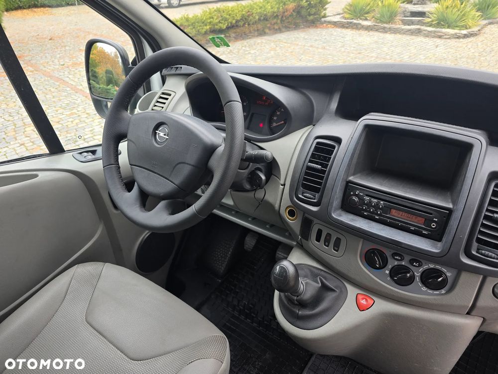 Opel Vivaro - 33