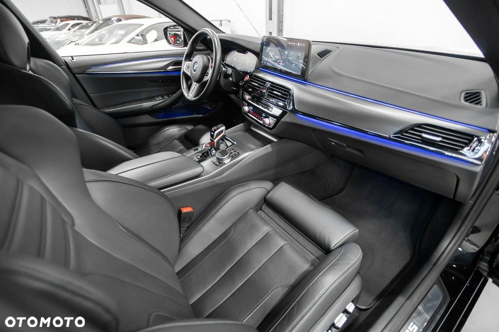 BMW M5 Competition - 25