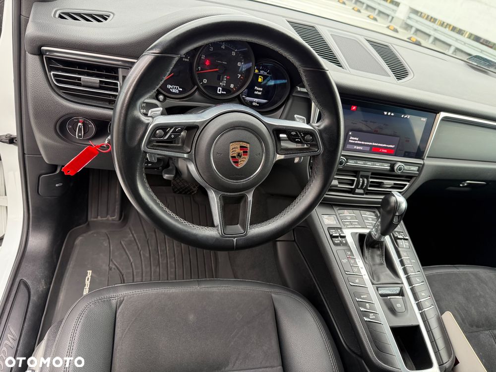 Porsche Macan - 13