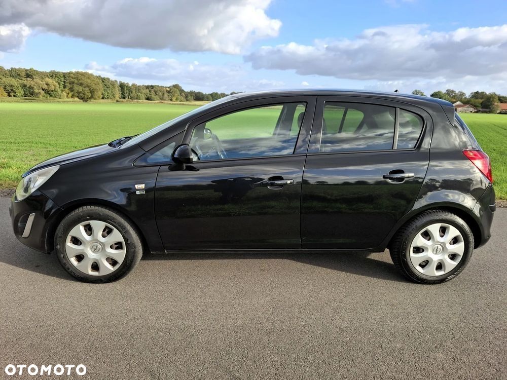 Opel Corsa 1.4 16V 150 Jahre - 10