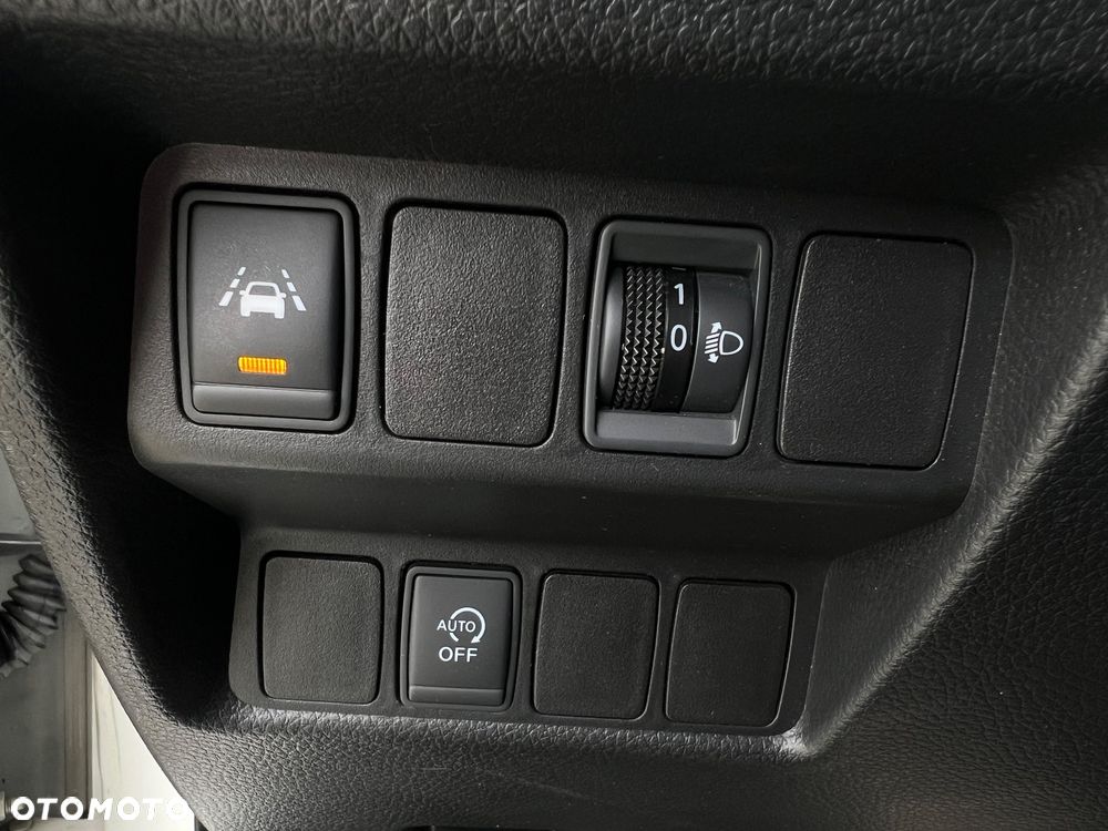 Nissan Qashqai 1.6 dCi Tekna - 19