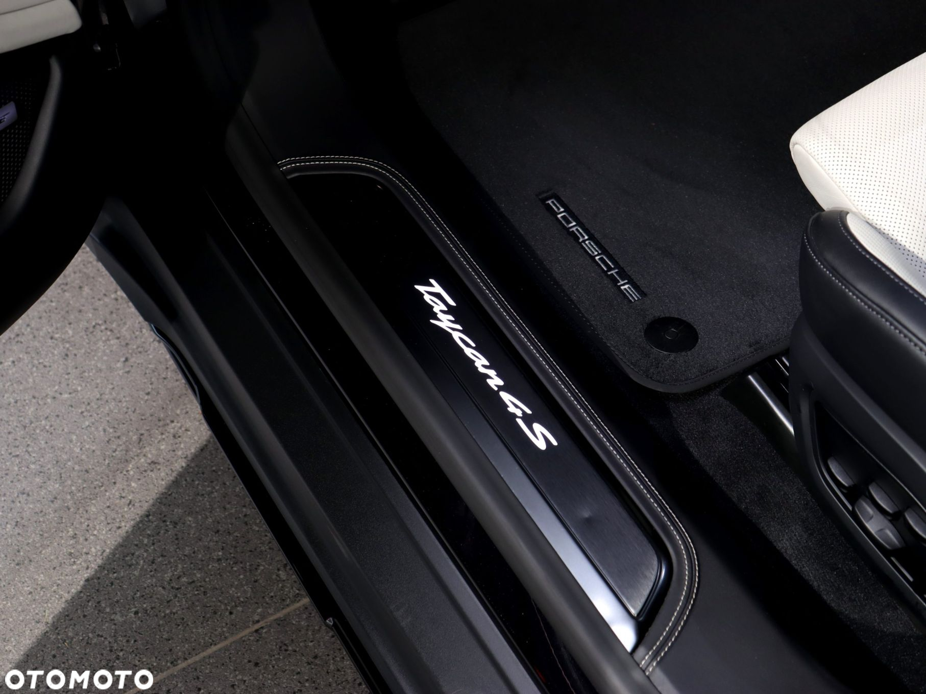 Porsche Taycan 105kWh 4S Cross Turismo - 30