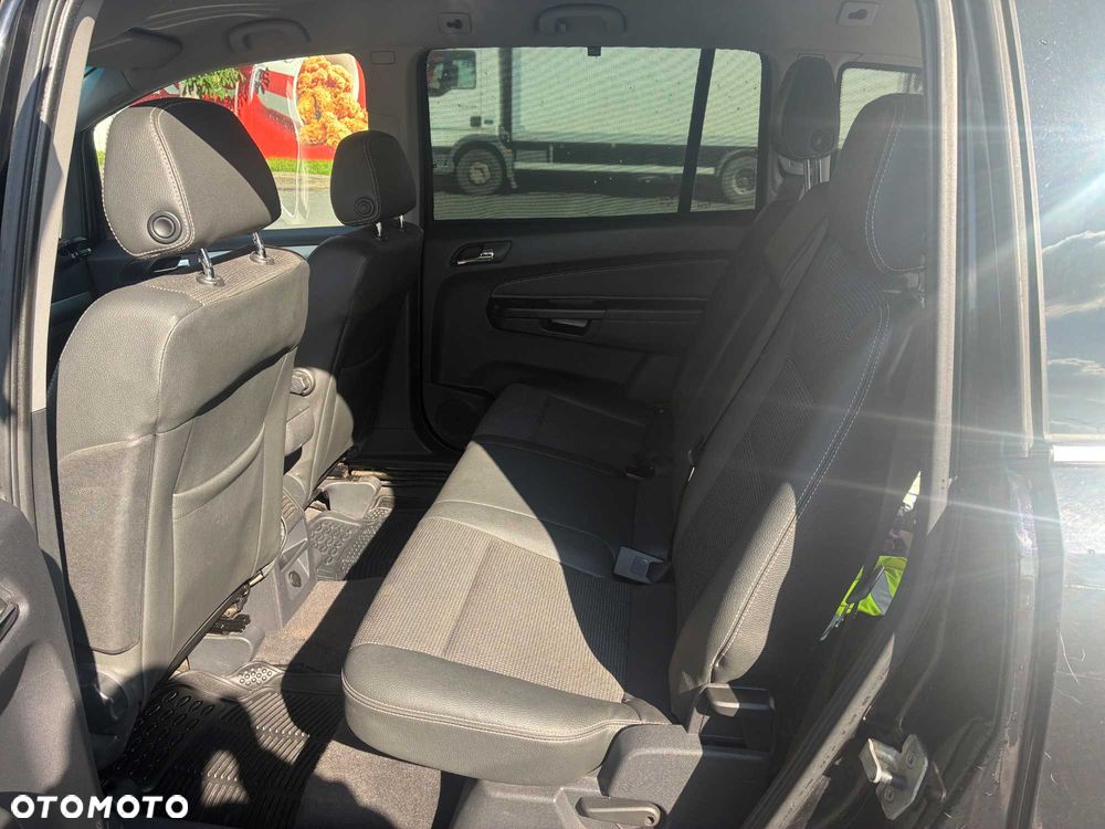Opel Zafira - 7