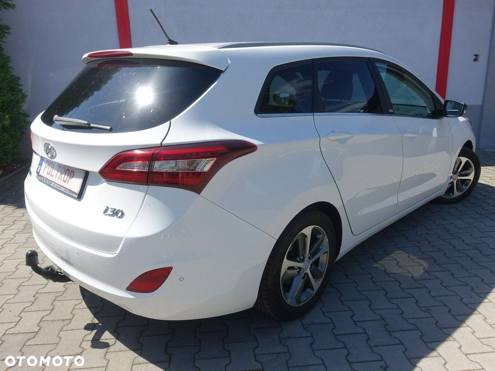 Hyundai i30 blue 1.6 CRDi Style - 7