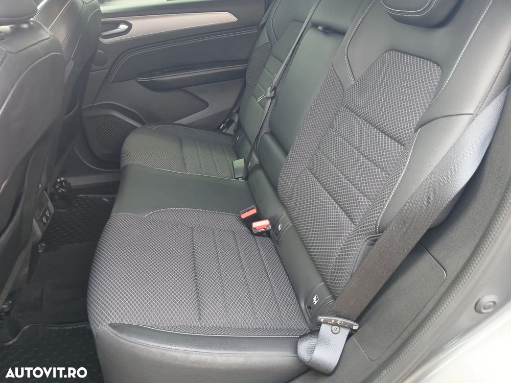 Renault Arkana MHEV 160 EDC Techno - 10
