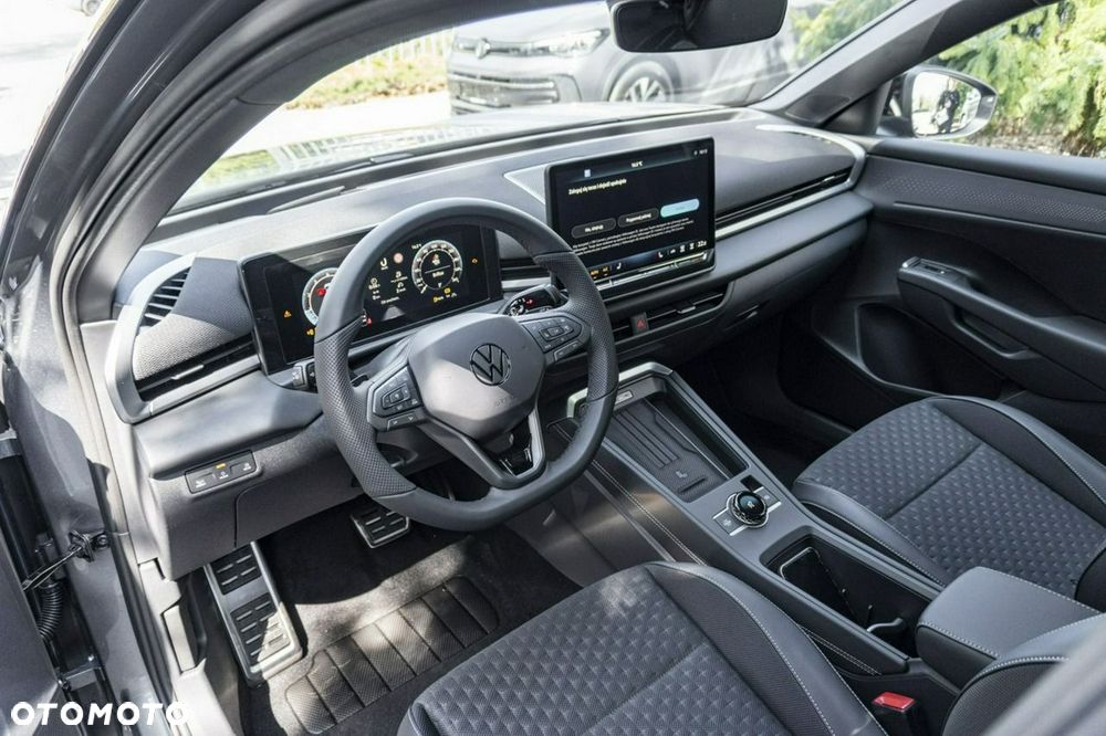 Volkswagen T-Roc - 14