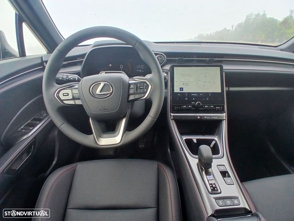 Lexus LBX Emotion - 4