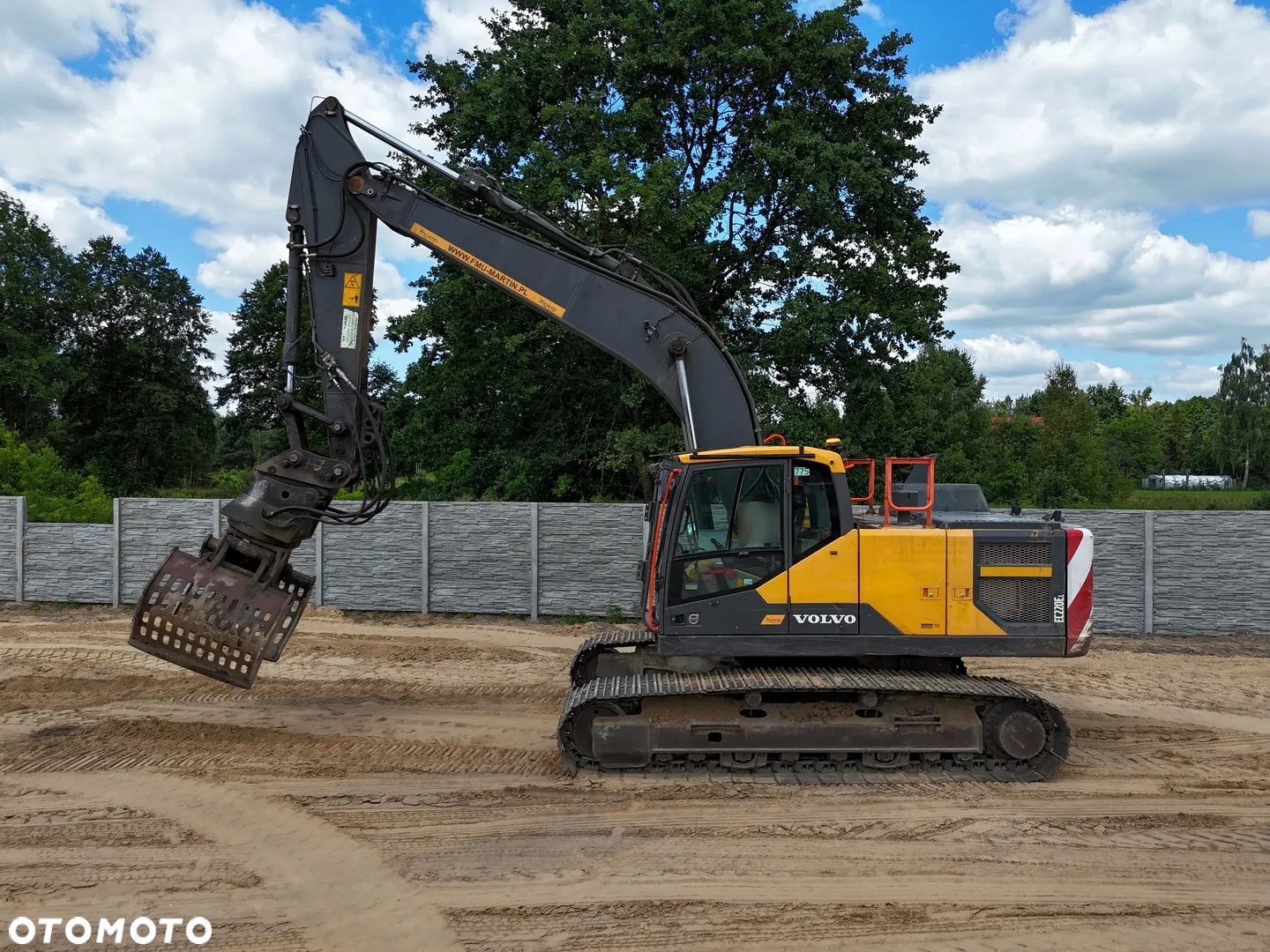 Volvo EC220 DL - 24