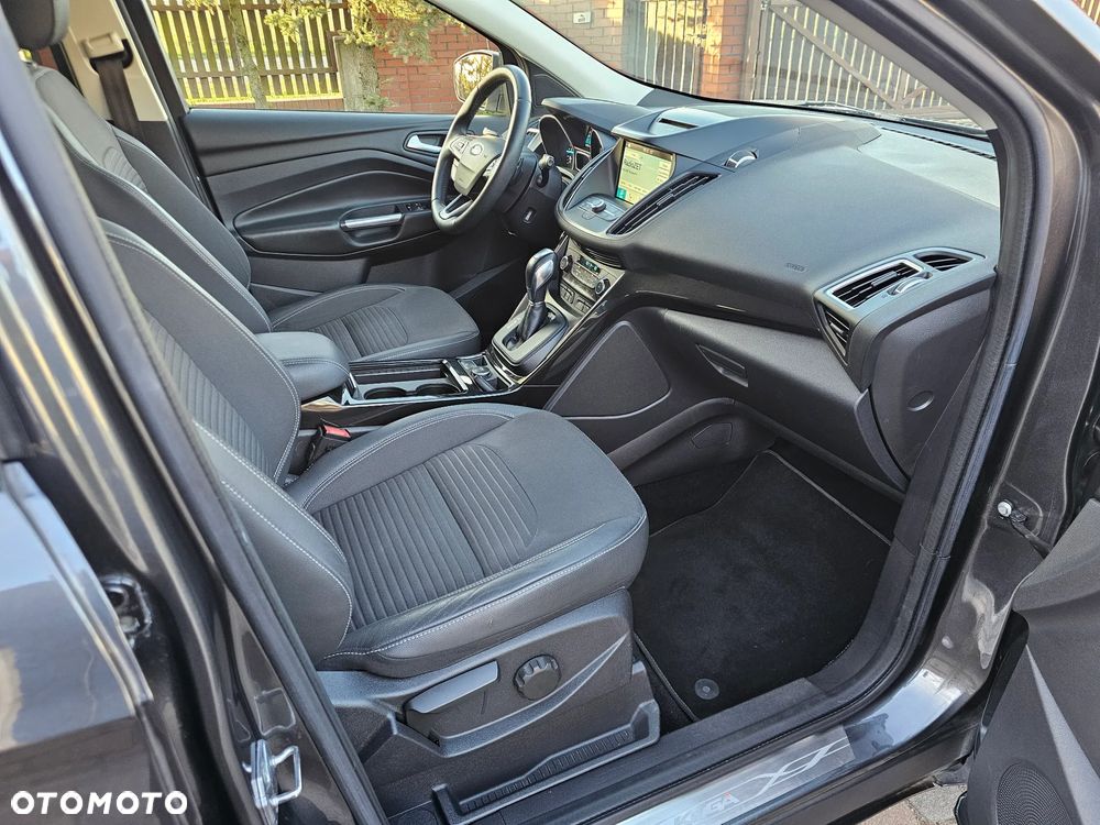 Ford Kuga - 35