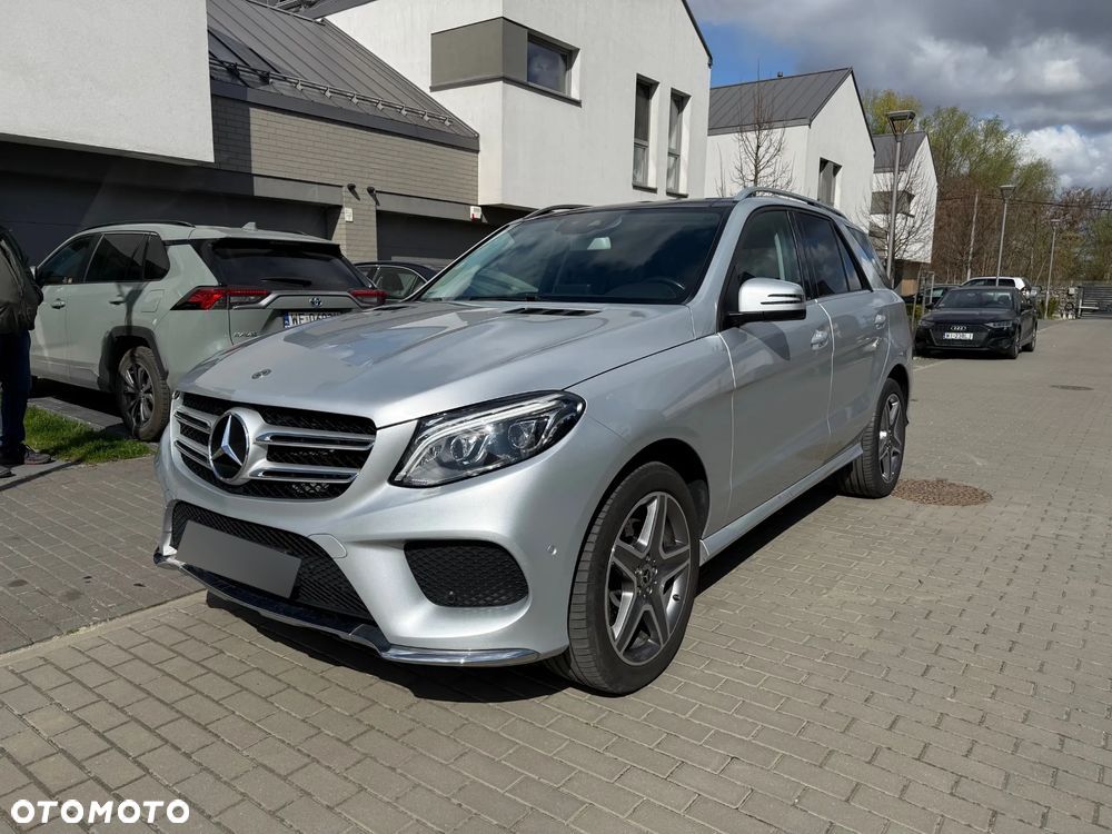 Mercedes-Benz GLE 350 d 4-Matic - 1