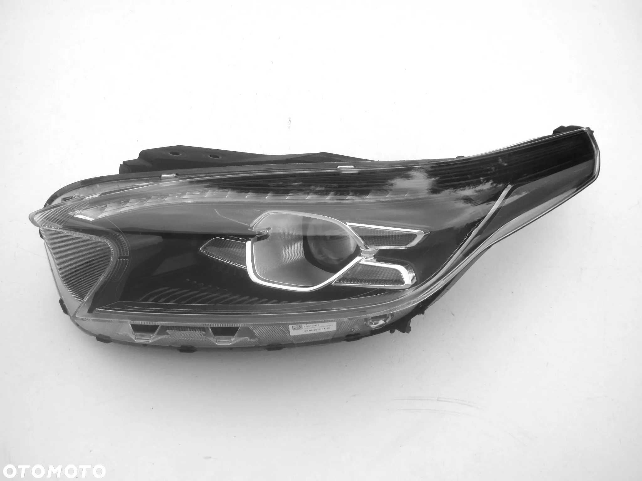 KIA X-CEED 2019 - reflektor FULL LED XCEED OE - 13