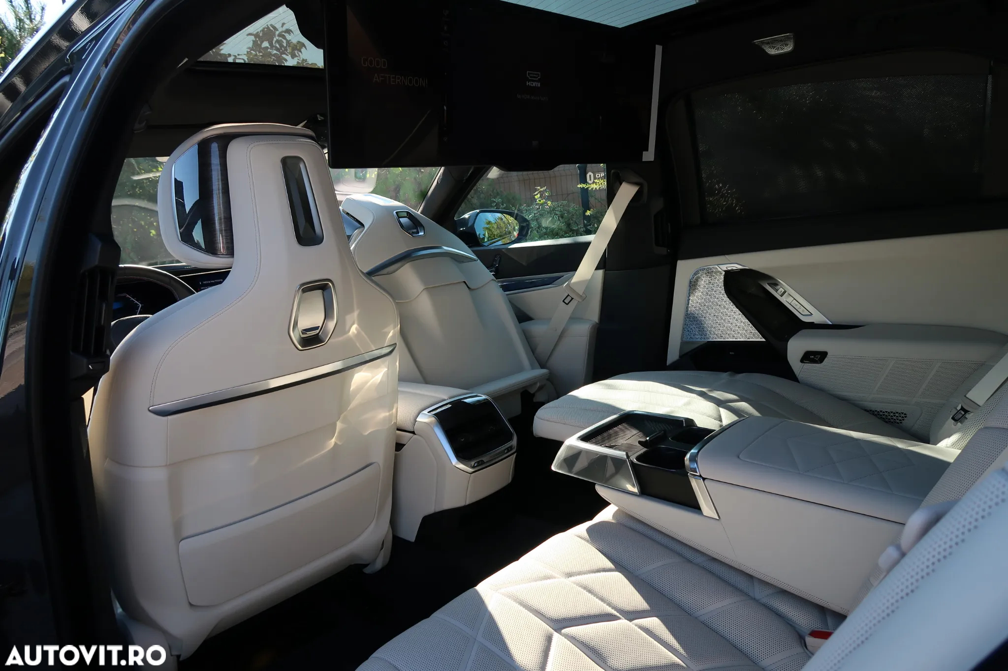 BMW M7 M760e xDrive AT PHEV - 13