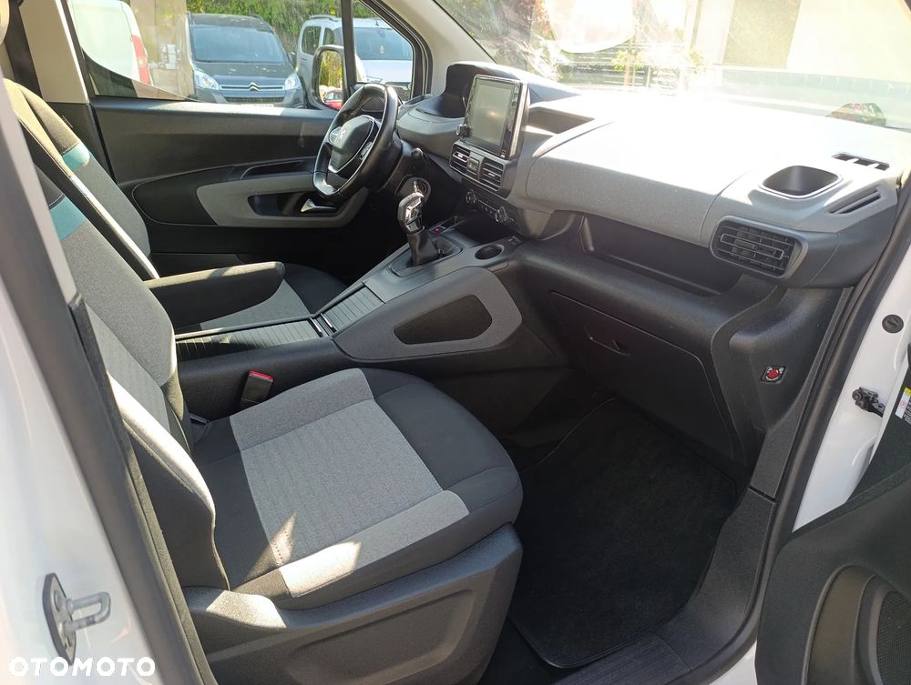 Peugeot Rifter 1.5 BlueHDI Allure S&S - 26