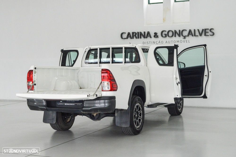 Toyota Hilux 2.4 D-4D 4X2 Cabine Extra 3L - 11