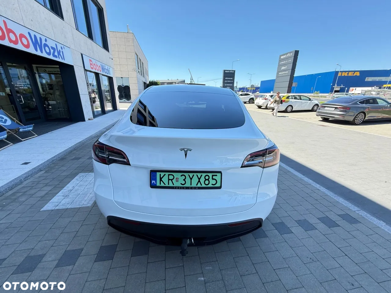 Tesla Y Long Range RWD - 10