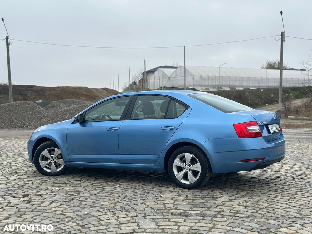 Skoda Octavia - 4