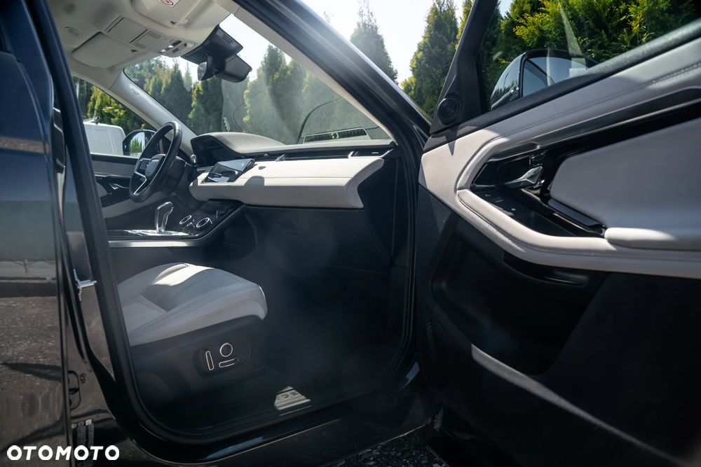 Land Rover Range Rover Evoque - 30