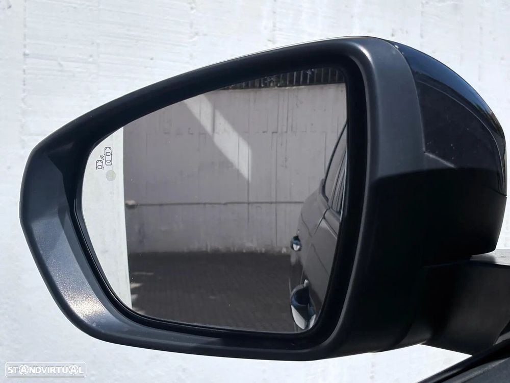 Peugeot 3008 1.2 PureTech Allure EAT8 - 18