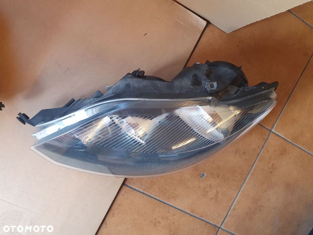 REFLEKTOR L/P VW GOLF V PLUS LIFT - 6