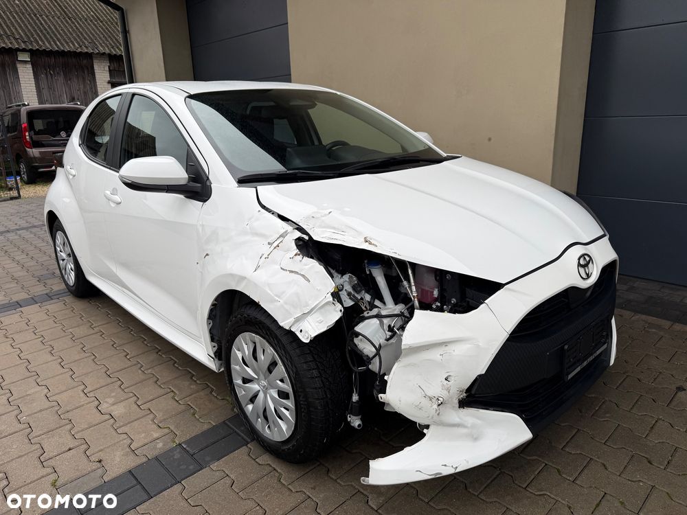 Toyota Yaris 2024 photo 4