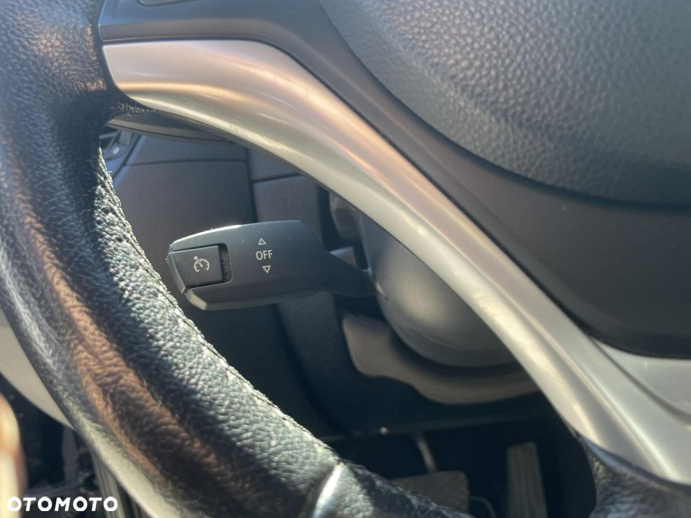 BMW X1 sDrive18d xLine - 15