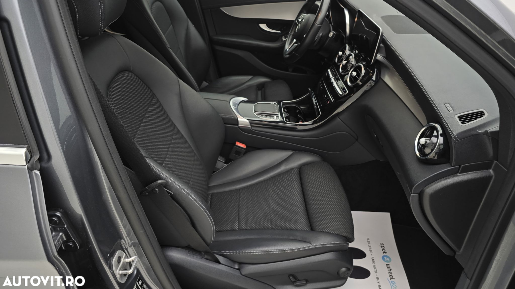 Mercedes-Benz GLC 300 de 4MATIC - 19
