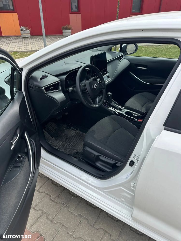 Toyota Corolla 1.8 HSD Business - 13