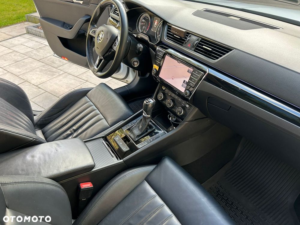 Skoda Superb 2016 photo 3