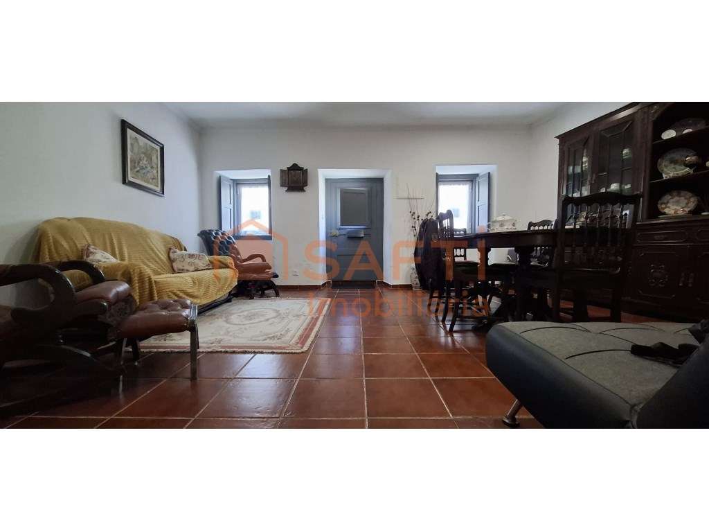 Casa em aldeia tranquila - Grande imagem: 3/16