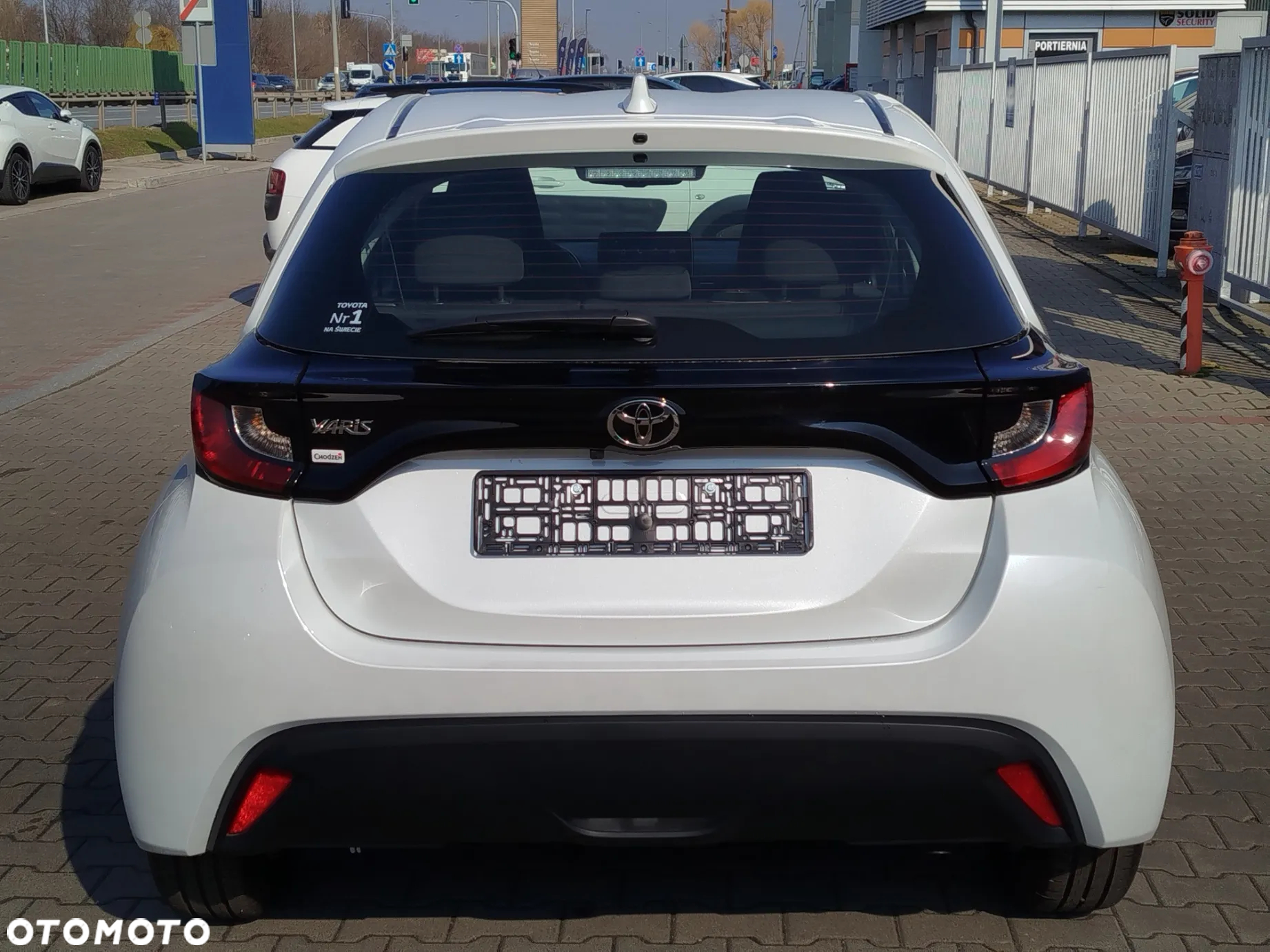 Toyota Yaris Hybrid 1.5 Comfort - 5